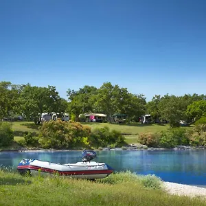 https://victoria-mobilehome-in-solaris-fkk-naturist-camping-resort.in-istria.net
